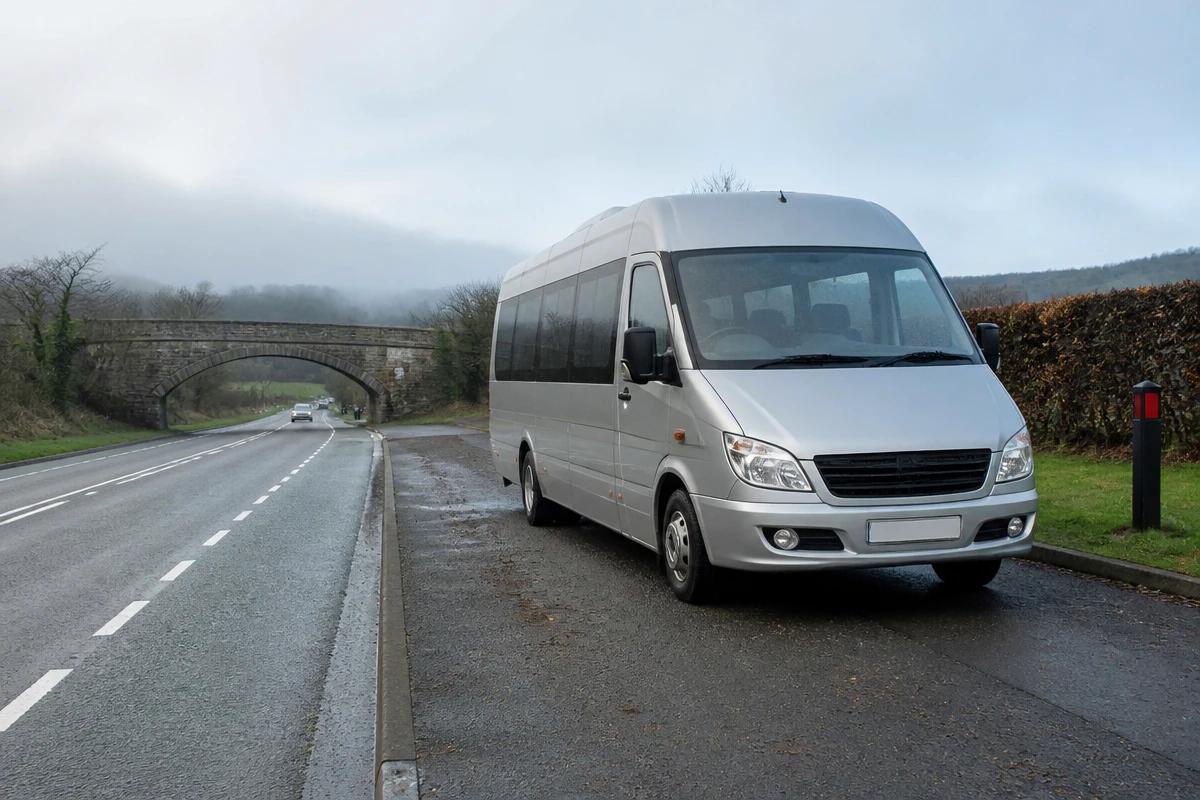 Minibus Hire in Llandaff